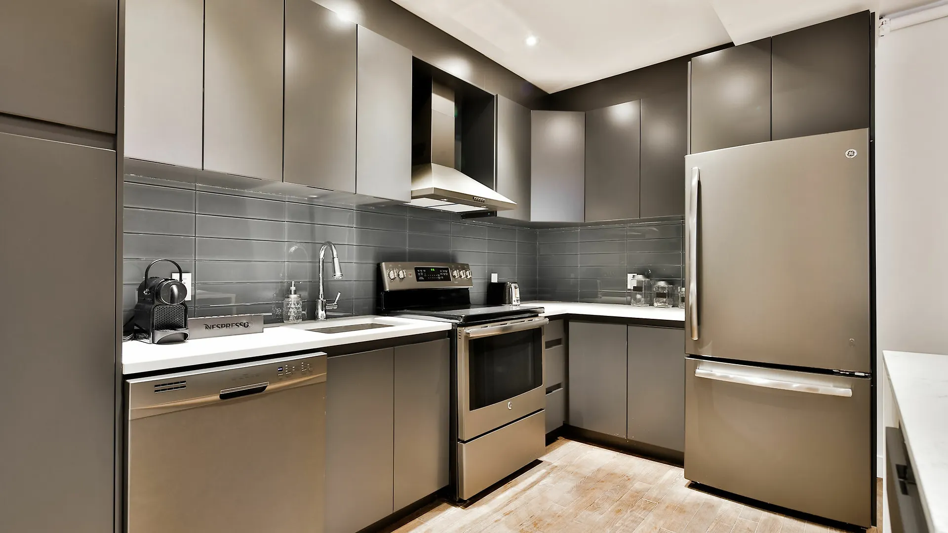 Les Suites Saint Francois Xavier 몬트리올