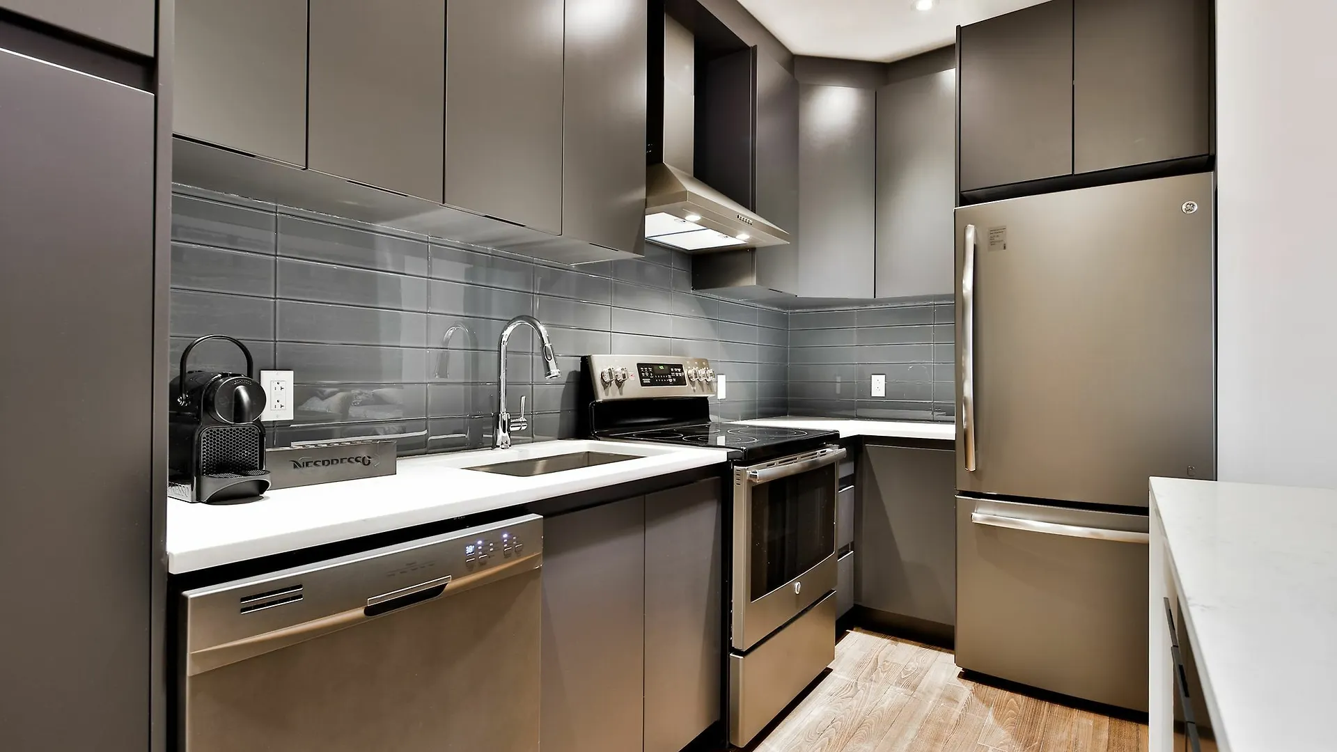 Les Suites Saint Francois Xavier 몬트리올 아파트