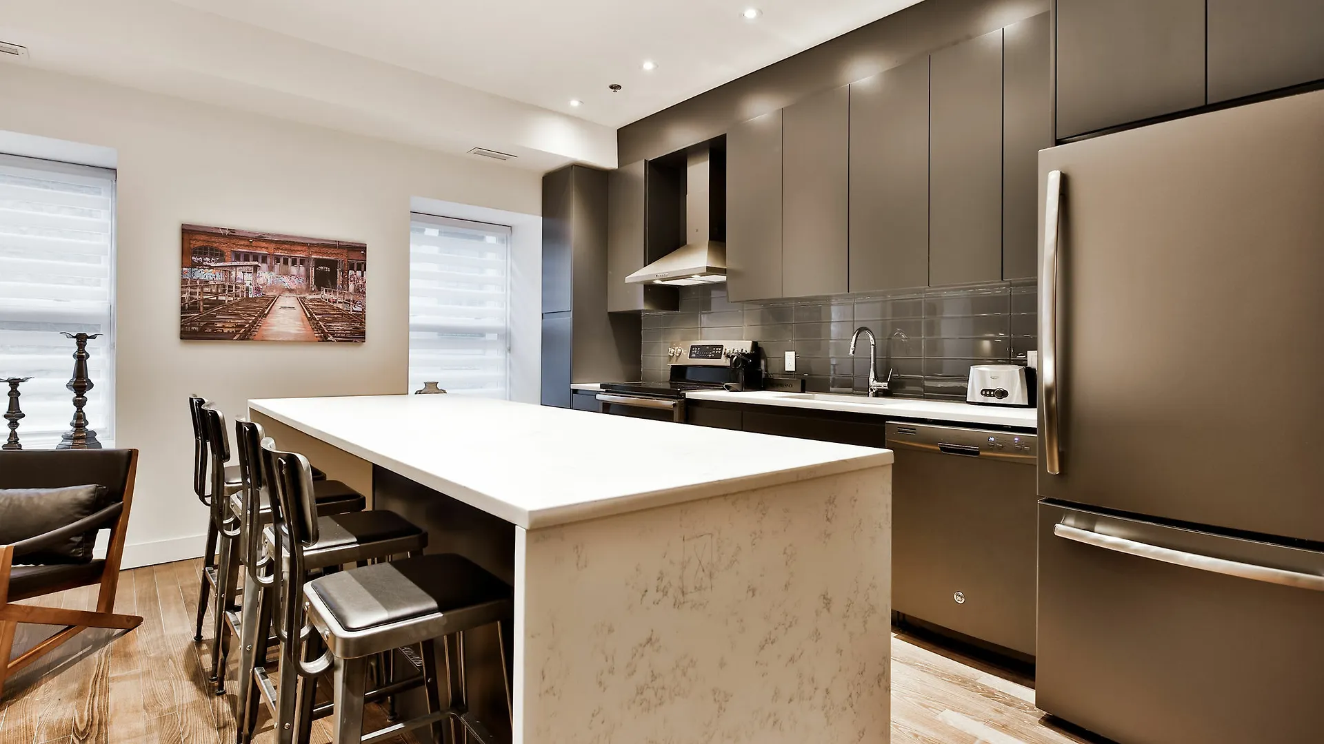 Les Suites Saint Francois Xavier Montreal