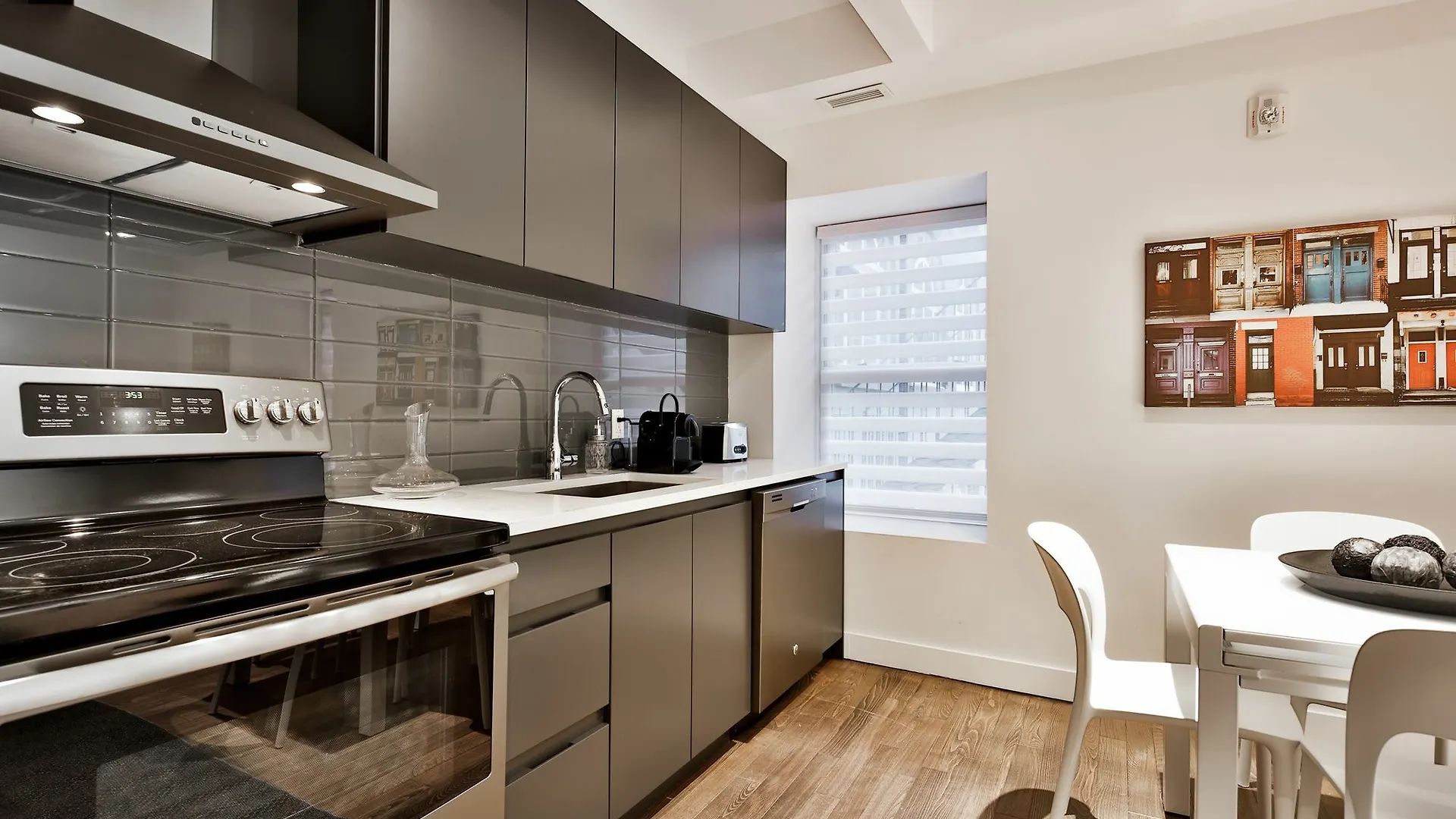 Les Suites Saint Francois Xavier Montreal